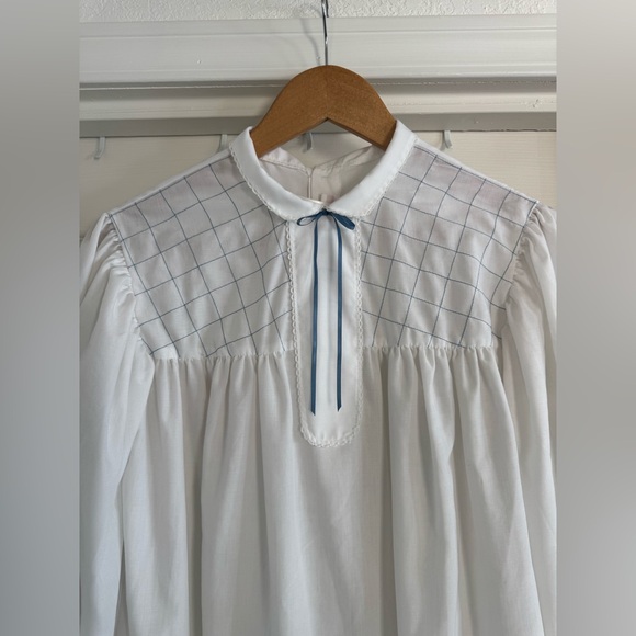 American Girl Long White Nightgown, Blue Bow Ribbon, Trim Detail, Size Large - Picture 3 of 13